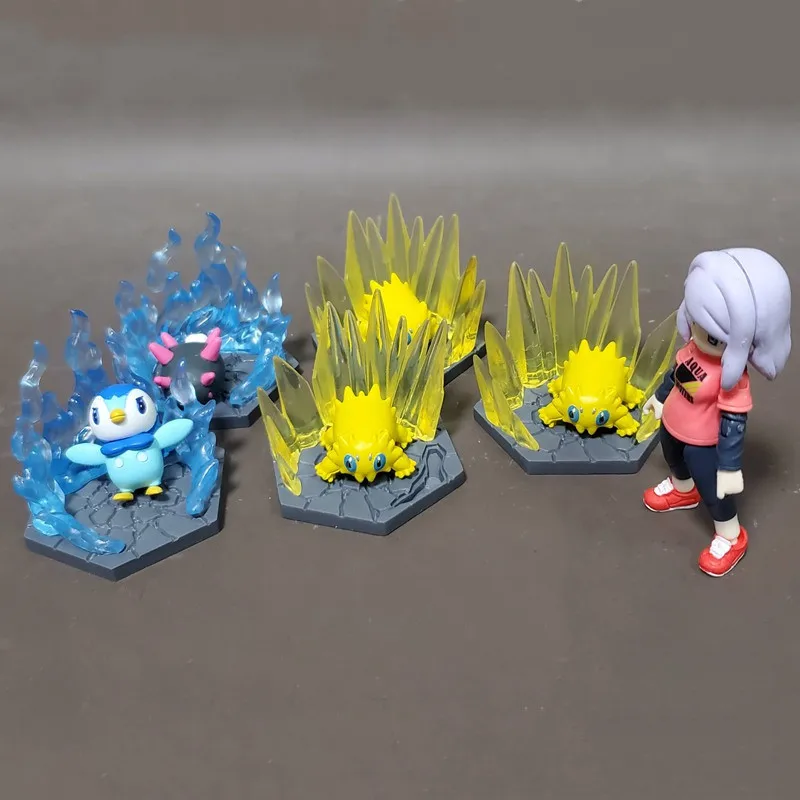 Tomy Gacha Pokemon Electric Vs Water Scene Pikachu Piplup Totodile Joltik Action Figure Prodotto Finito Modello Giocattoli