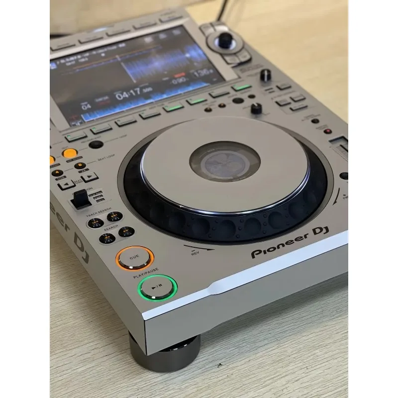 DJ-SET: Pioneer 4x CDJ-3000 / DJM-900NXS2 huren