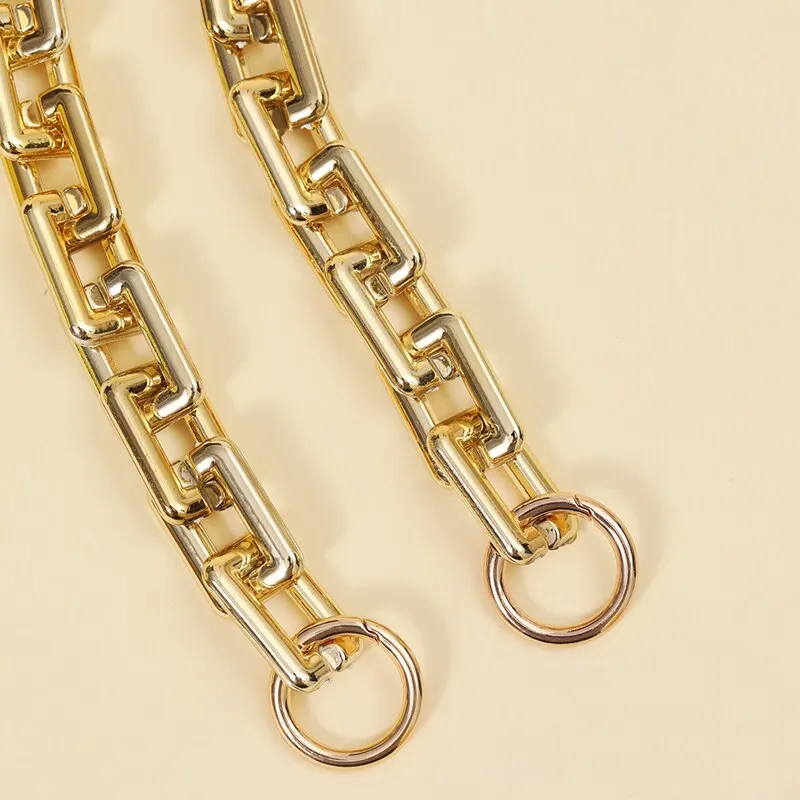 Wide Chain Golden Luxury Accessory