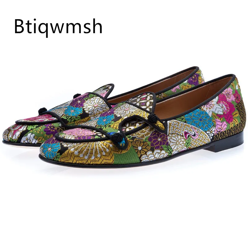 

Handmade Embroider Shoes Man Pointed Toe Mixed Color Flats Men Fashion Party Shoes