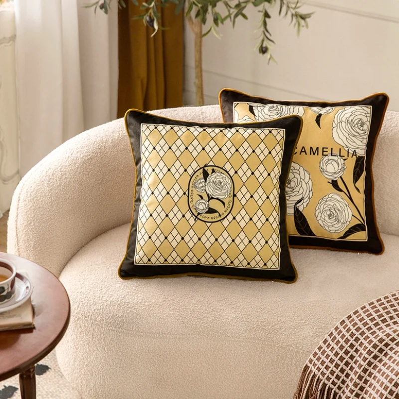 

Retro Luxury White Camellia Cushion Cover Classical Elegant Art Decorative Pillow Case Modern Home Sofa Chair Bedding