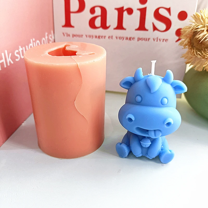 Lovely Animal Cow Silicone Candle Molds  Handmade Gifts for Wedding Ceremony Birthday Party Cake Decoration Candy Biscuits