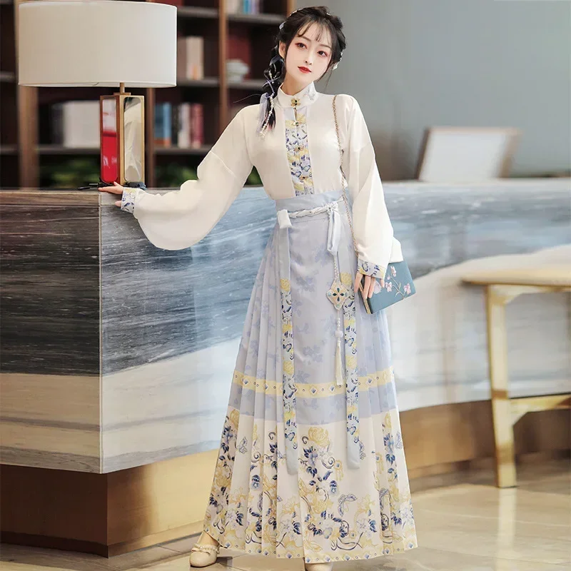 

Ming Dynasty Hanfu Women's Chinese Style Han Element New Summer Improved Horse Face Skirt Set