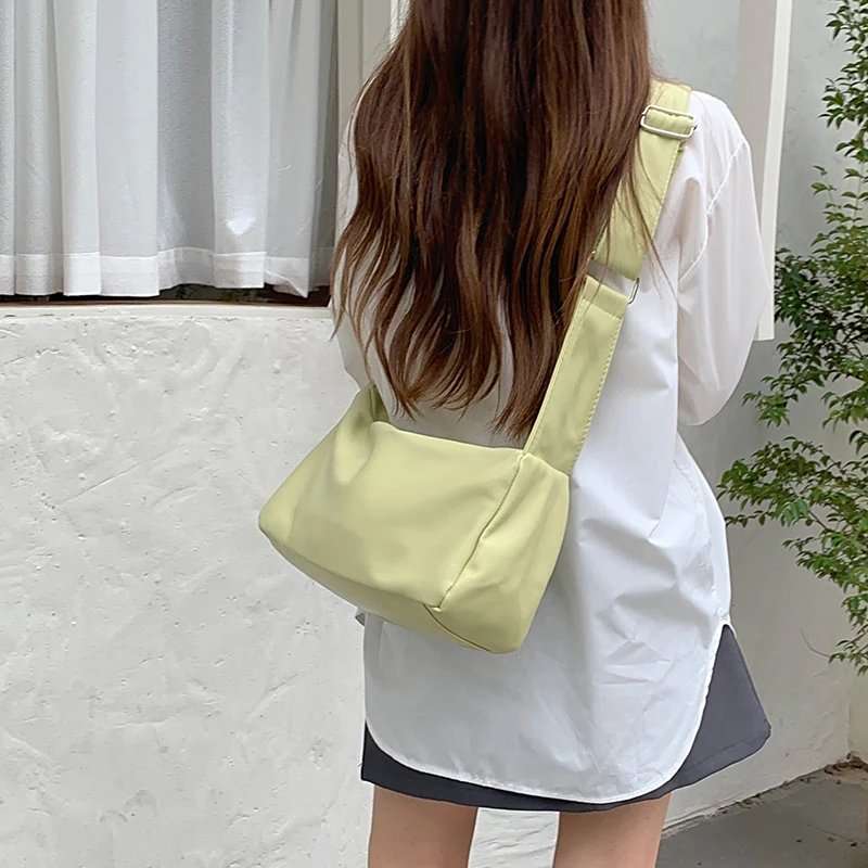 Large Capacity Pillow Design Bag Women New Commuter Tote Bag Single Shoulder Crossbody Bag