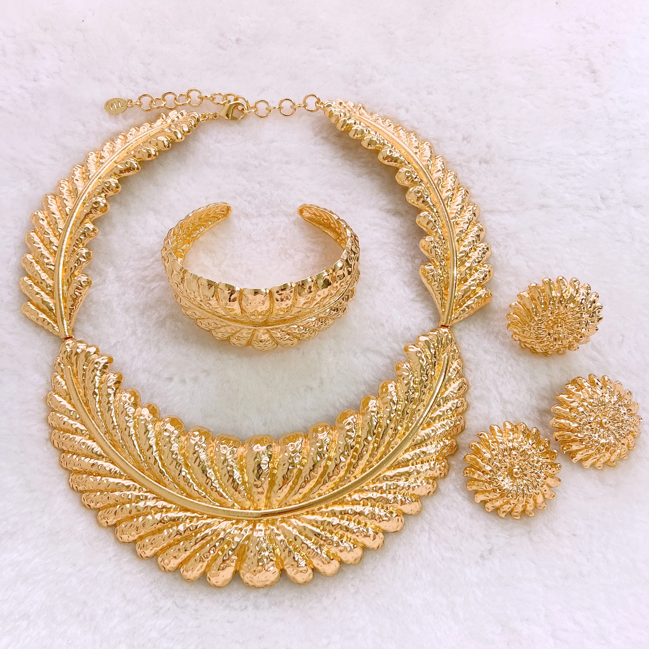 

Big Italian Style Women Jewelry Sets Gold Plated Wedding Necklace Earrings Bangle Ring