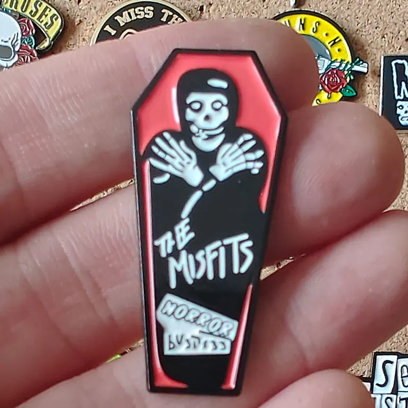Punk Rock Enamel Pin: Vintage Music Logo Brooch for Women - Trendy Backpack or Hat Accessory Gift