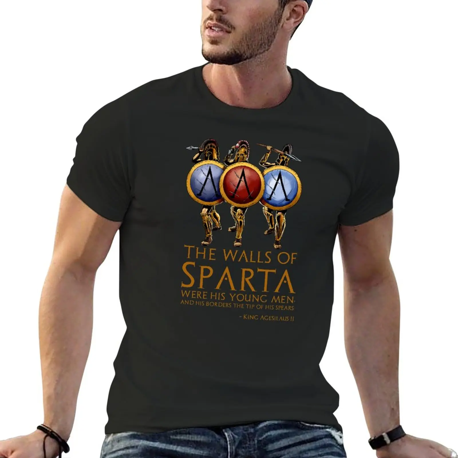 

The walls of Sparta were his young men, and his borders the tip of his spears. - King Agesilaus II T-Shirt