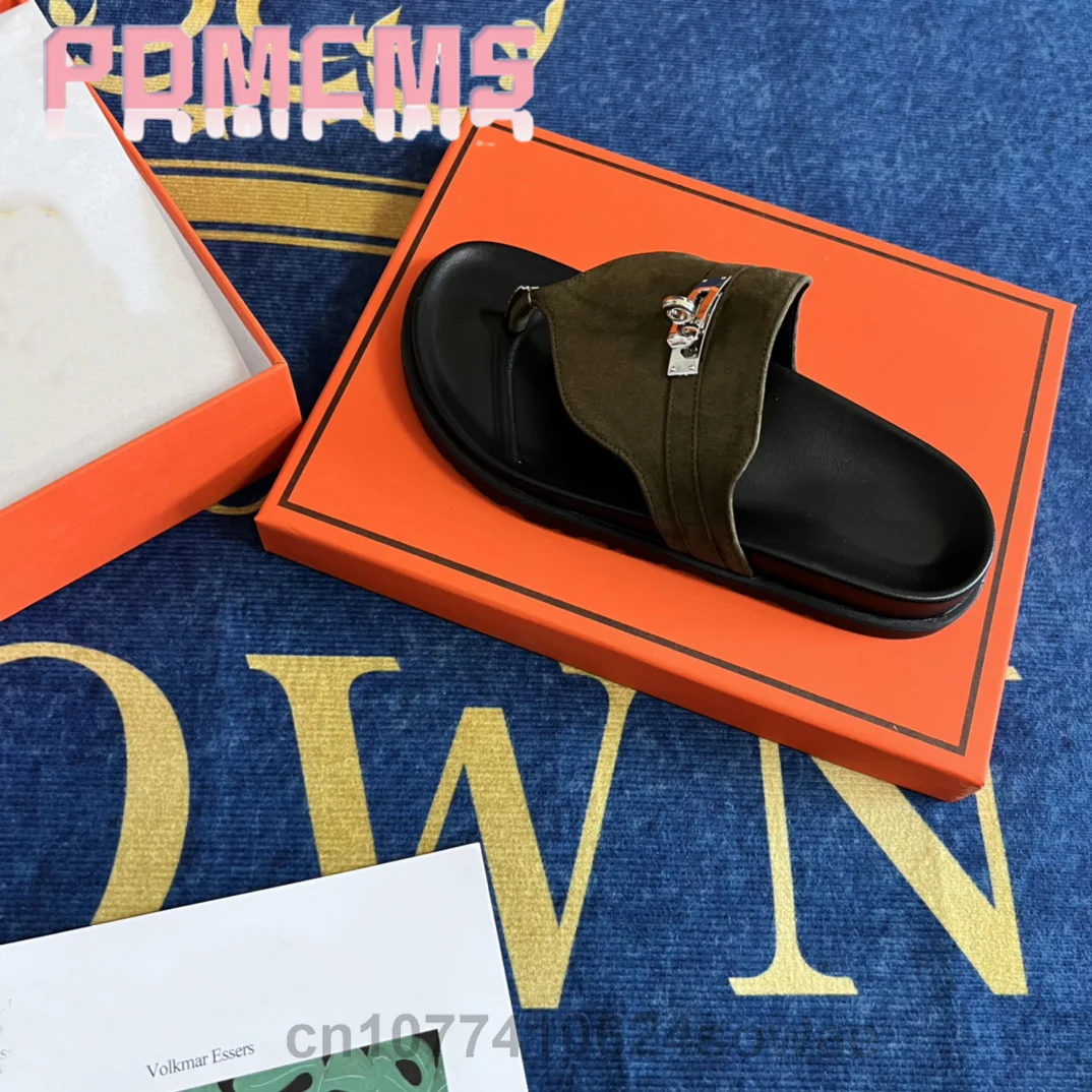 

Luxury Brand men Women Slippers Original Fashion leather Platform designer Shoes Home Outdoor casual Unisex Couple size 35-42
