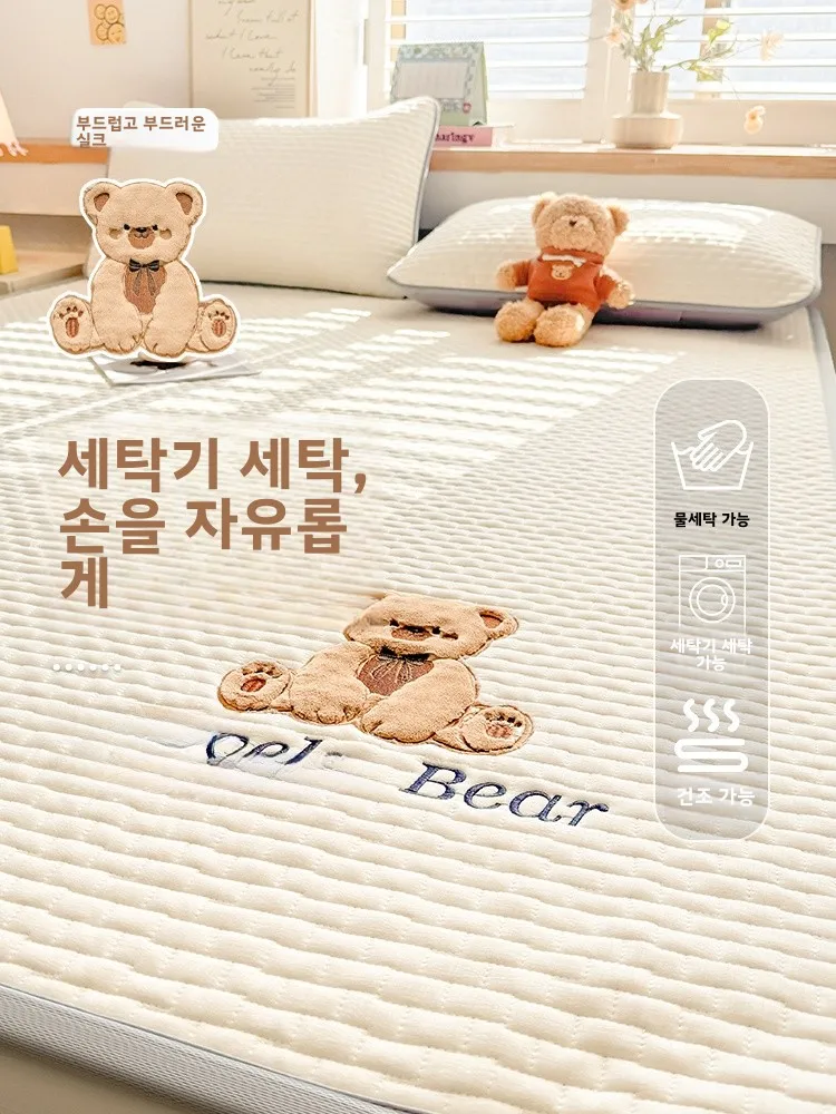 클래스 A 주름 이중 레이어 침대 매트리스 얇은 모델 침구 패드 미끄럼 방지 퀼트 패드 학생 기숙사 보호 패드 침구