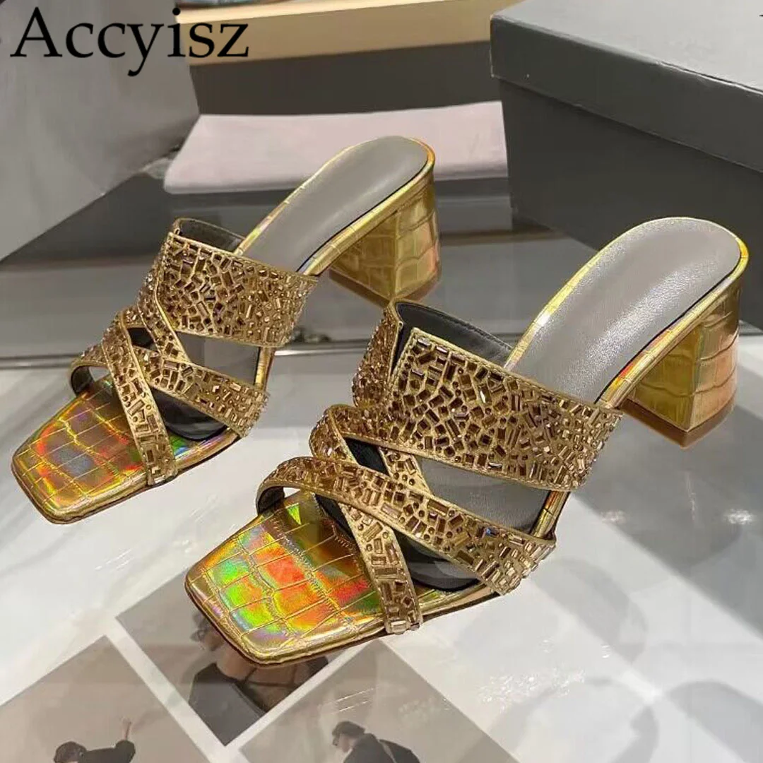 

Summer Square Toe Slim Mid Heel Slippers Patent Leather Shiny Sandal Circular Crystal Decor Pumps Sexy Outdoor Party Dress shoes