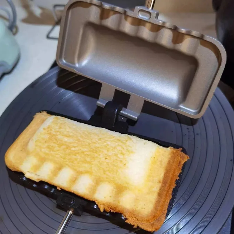Hot Dog Toaster Double-Sided Non-Stick Pan Flip Design Compact Sandwich Maker for Home Camping Ergonomic Wood Handle Quick Snack