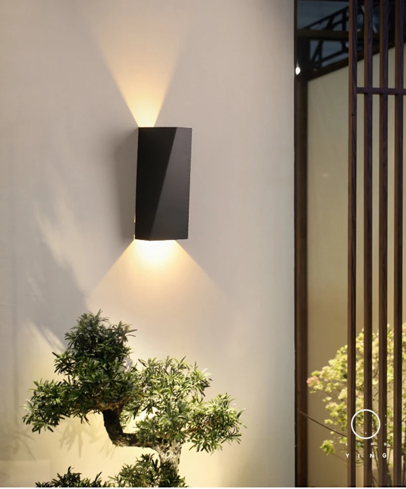 Modern Minimalist LED Indoor Wall Sconce