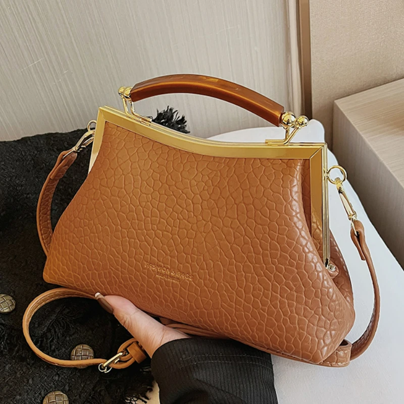 Women Handbag Mental Handle Designer Pleated Shell Bag Clutch Purses Crossbody Bag Long Belt