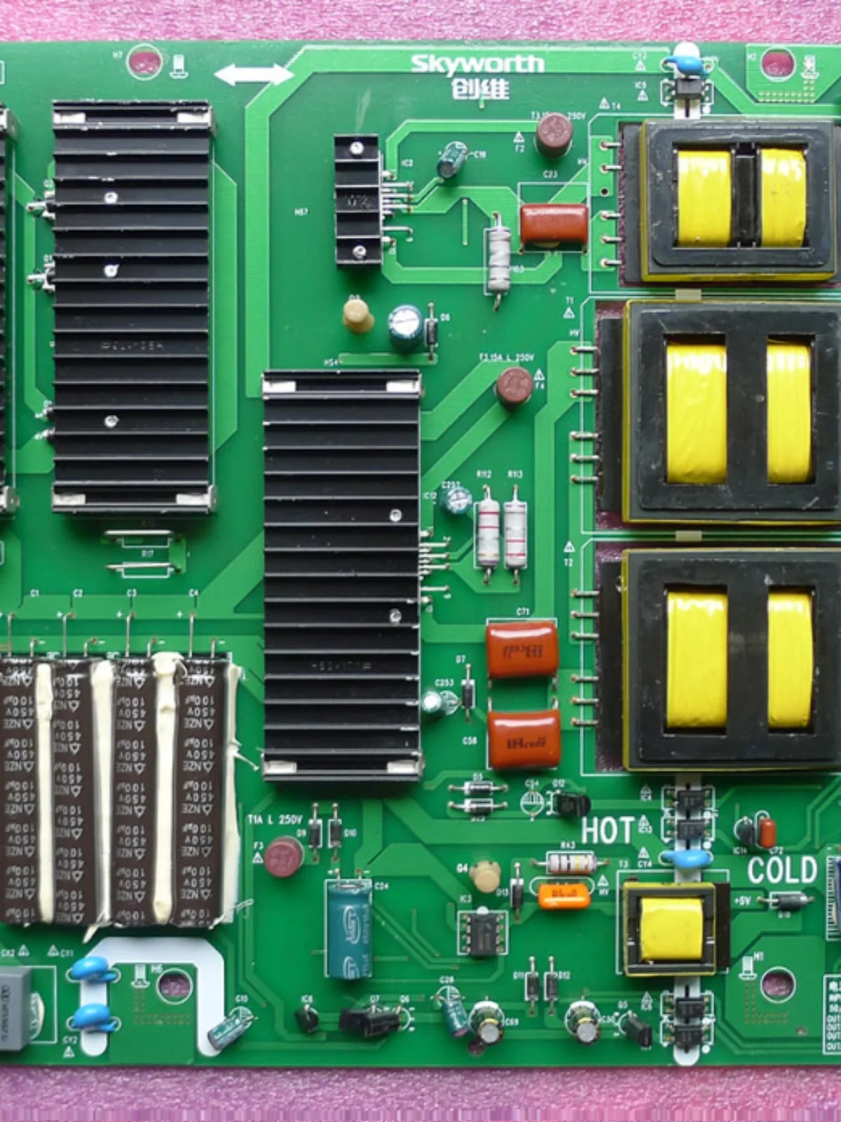 

OLED168P/5800-R8F022-0000 55S9000C/F