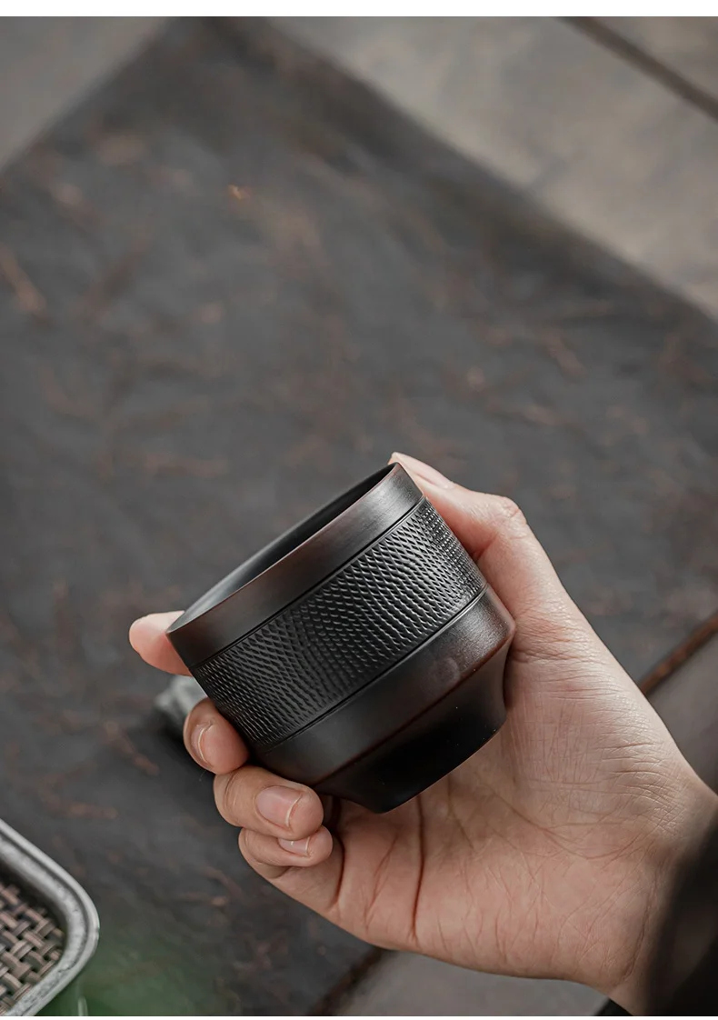 Description Picture 5 of itemRetro Carving Teacups High-end Ceramic Tea Set Cups Purple Pottery Kung Fu Tea Cup Ceramics Teaware Cup for tea Small Teacup