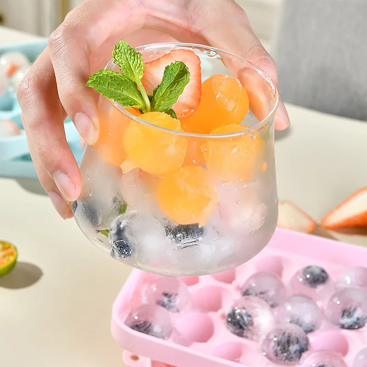 25 Grids Silicone Ice Grid Ball Ice Cube Mold with Cover Storage Box Easy to Demould Bar Home Party Kitchen Tools ice mold