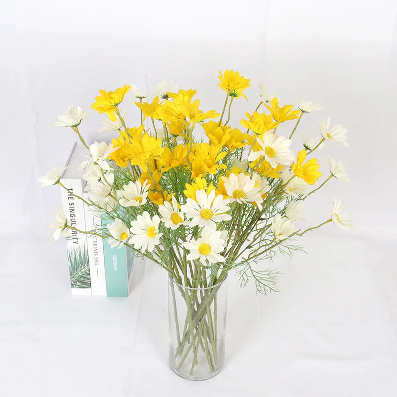 

5 Heads Autumn Silk Cloth Daisy Bouquet Christmas Decorations Vase for Home Wedding Decor Household Products Artificial Flowers