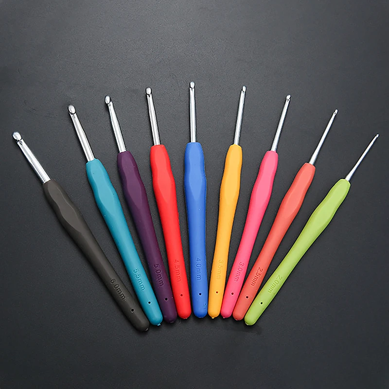 1Pc Ergonomic Crochet Hooks Yarn Knitting Needles 2, 2.5, 3, 3.5, 4, 4.5, 5, 5.5, 6, 7, 8,9,10 Mm. crochet hooks