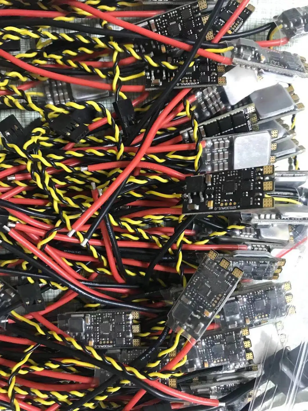 

Распродажа 4 шт. XM30A ESC 3-6S blheli _ S поддерживает Oneshot125/Multishot