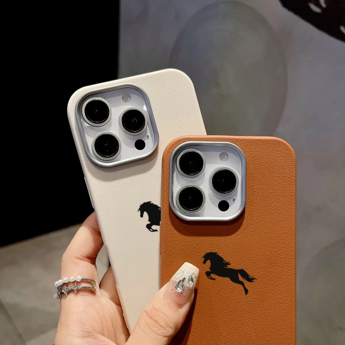 Elegant Horse Design Protective Phone Case
