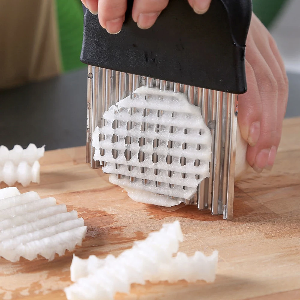 Vegetable Slicer 1pc Stainless Steel Potato Chip Slicer Dough Vegetable Fruit Crinkle Wavy Slicer Knife Potato Cutter Chopper Kitchen Knife Tool