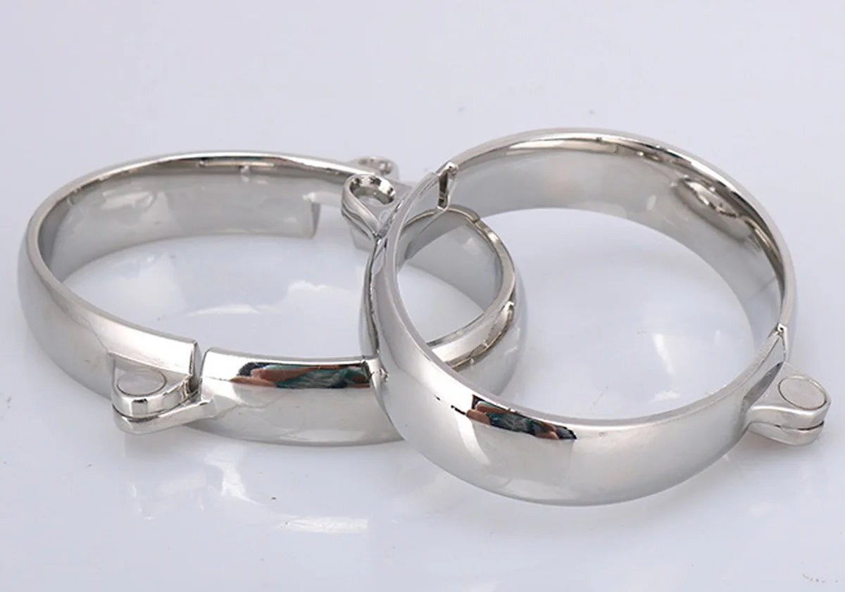 Sex Handcuffs BDSM Oval Metal Handcuffs Lockable Shackles FootCuffs Ankle Cuffs Restraints For Women Men