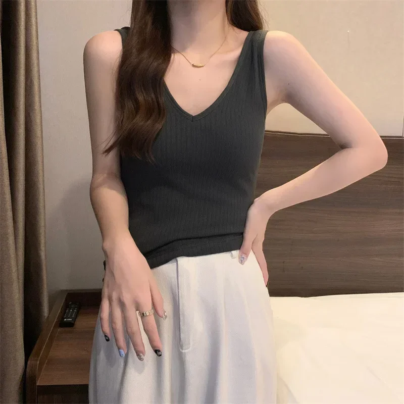Description Picture 4 of itemThicken Autumn Warm Plush Base Tank Tops Sleeveless Solid Thermal Underwaist Vest FoFemale Winter Crop Tops Women's Shirt Camis