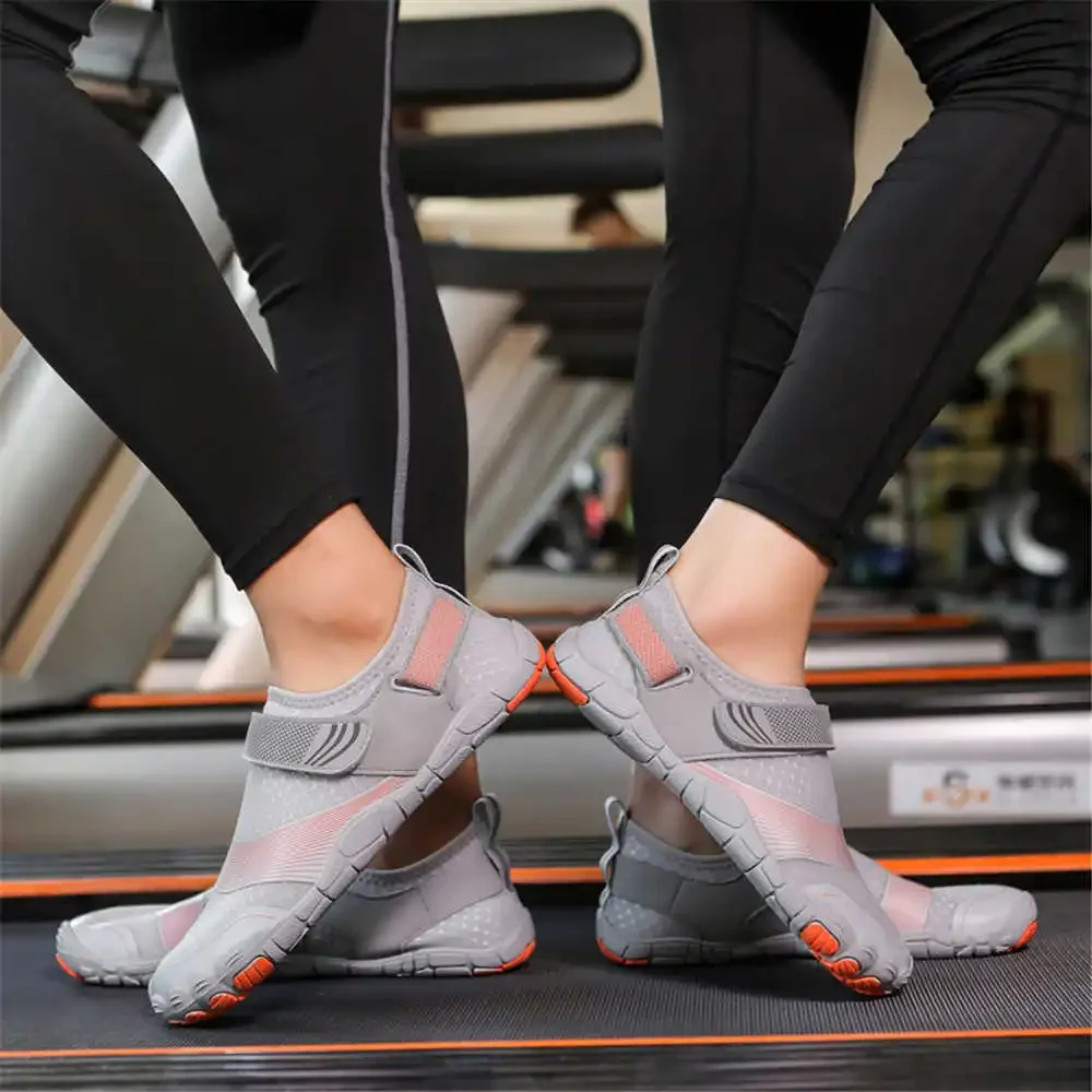 Pantofole Extra Large Size Soft Beach E Outdoor Sandali Infradito Bianche Scarpe Tennis Nero Per Donna Sneakers Sport