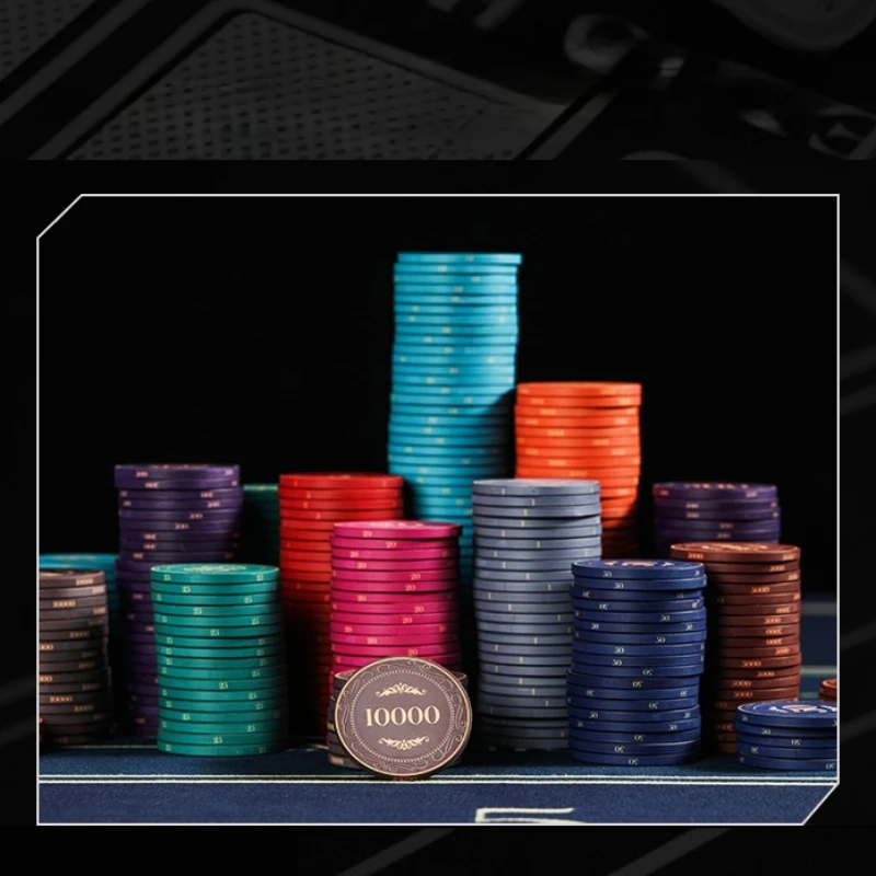 Poker Chips 10pcs 43mm Ceramic Matte Texture Professional Texas Poker Botton Code Baccarat Game Board Table Entertainment Set