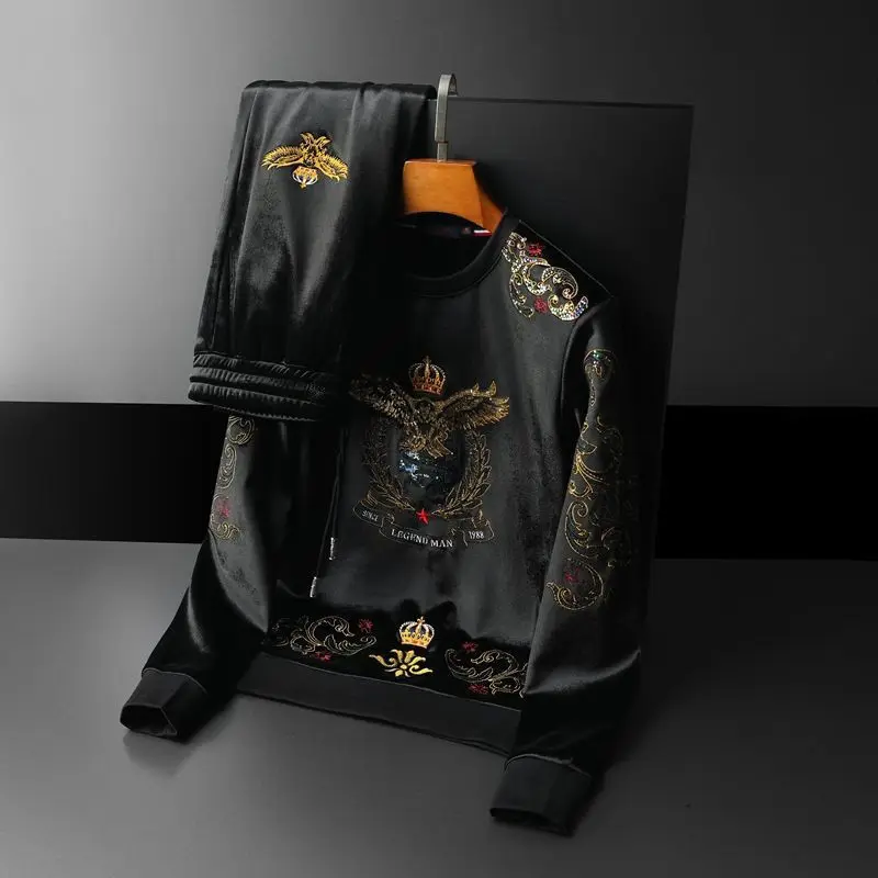 Winter plus velvet men's round neck casual suit fashion high-end embroidery crown eagle padded two-piece set 3