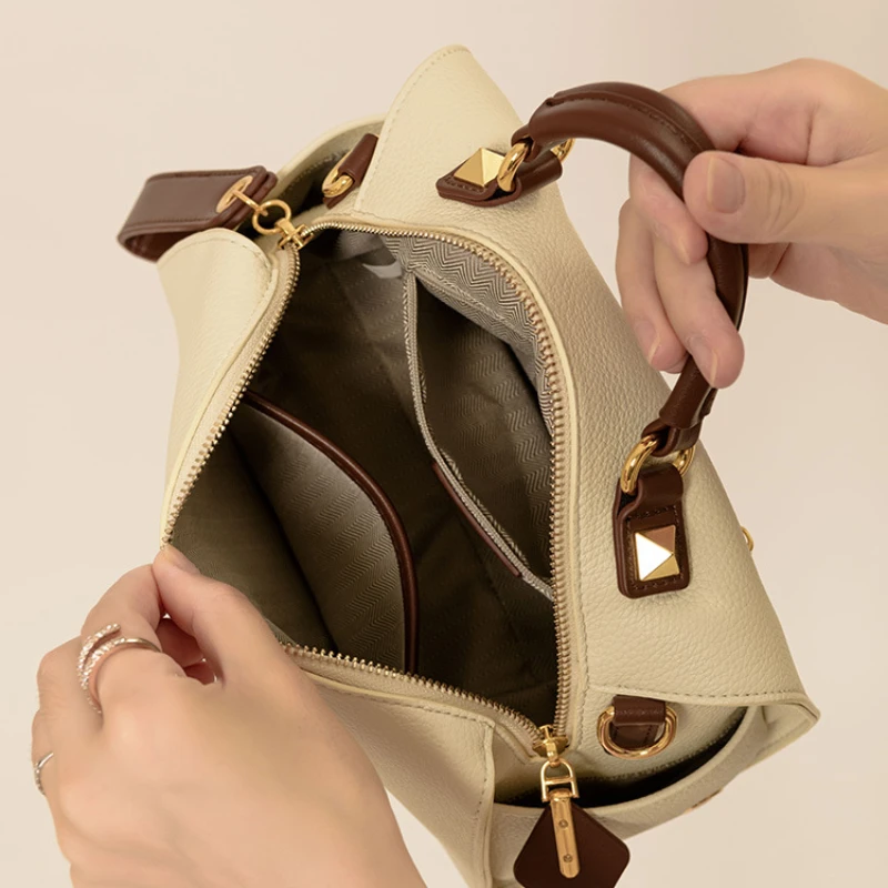 Summer New Large-capacity Boston Pillow Bag Women's Cross-body High-quality Soft Leather Portable Commuter Texture Shoulder Bags