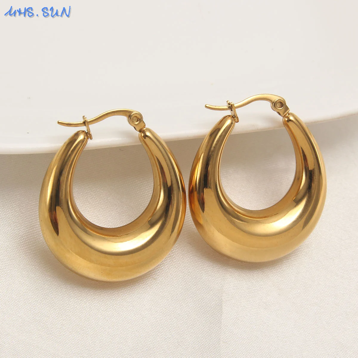 Hochwertige, dicke, glatte Creolen aus Edelstahl, minimalistische, hohle, geometrische Ohrschnalle für Frauen, Piercing-Schmuck, Geschenke – Detail 13