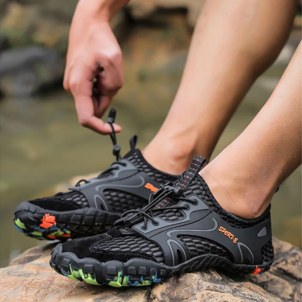 Chaussures Aquatiques FANSU Homme Femme Unisexe Chaussures D'Eau Plage Léger Antidérapant Respirant Séchage Rapide Barefoot Chaussures De Sport Chaussures De Marche Chaussures D'eau Séchage Rapide