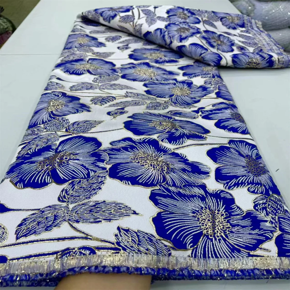 

Blue Latest Jacquard Lace Fabric High Quality African Gilding Brocade Lace Fabric 5 Yards for Nigerian Wedding Bridal Party