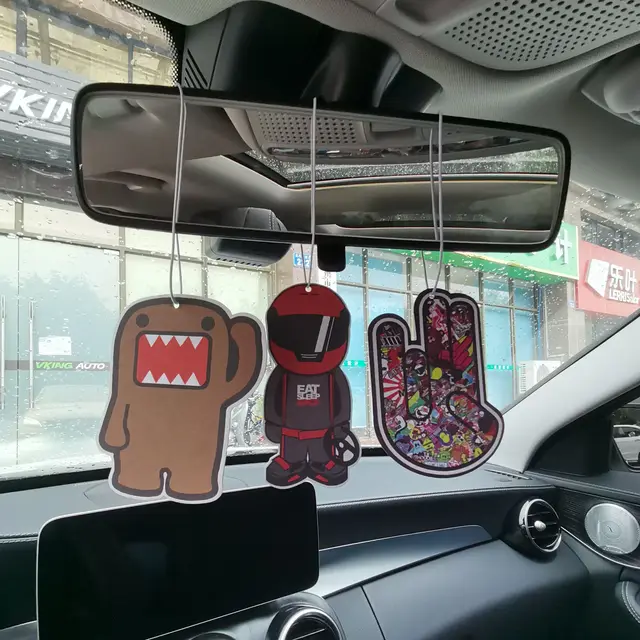 EIN STÜCK Luffy Auto Anhänger Duft Tabletten Anime Auto Dekoration Auto  Rückspiegel Hängen Auto Desodorierung Zubehör - AliExpress
