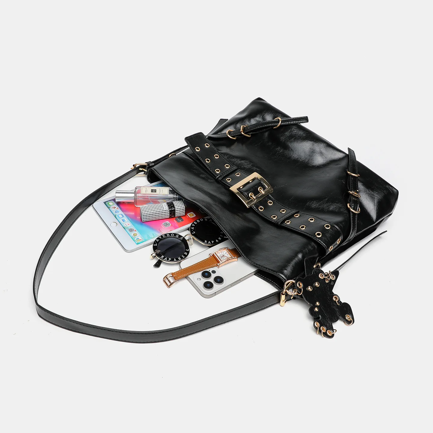 Fashion PU Leather Crossbody Bag Y2K Soft Bucket Bags for Women Punk Studded Shoulder Bag Designer Bags Luxury Handbags Purses