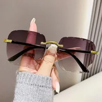Fashion UV-Resistant Eyewear