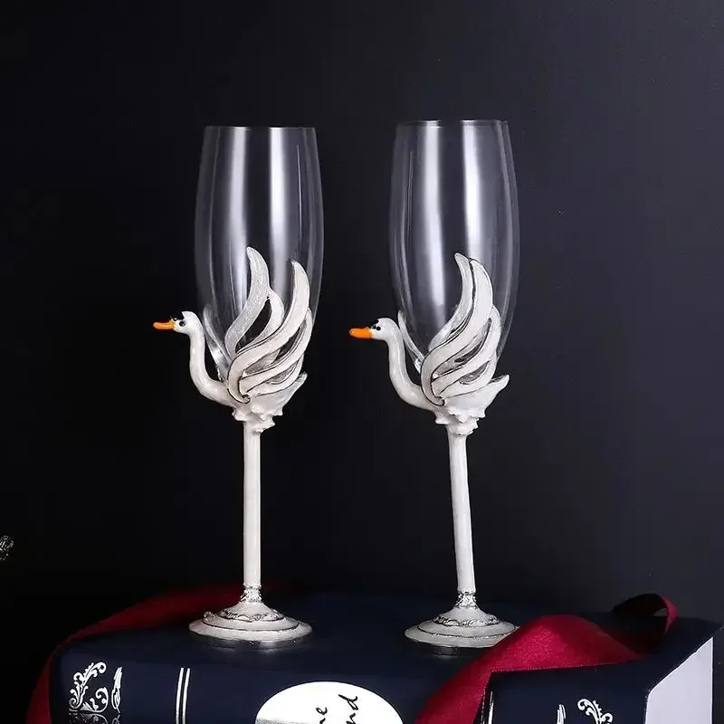 Creative Crystal Glass Champagne Cup Swan Enamel Red Wine Cup Luxury Glass Cups Original Cocktail Glasses Set Glasses for Drinks