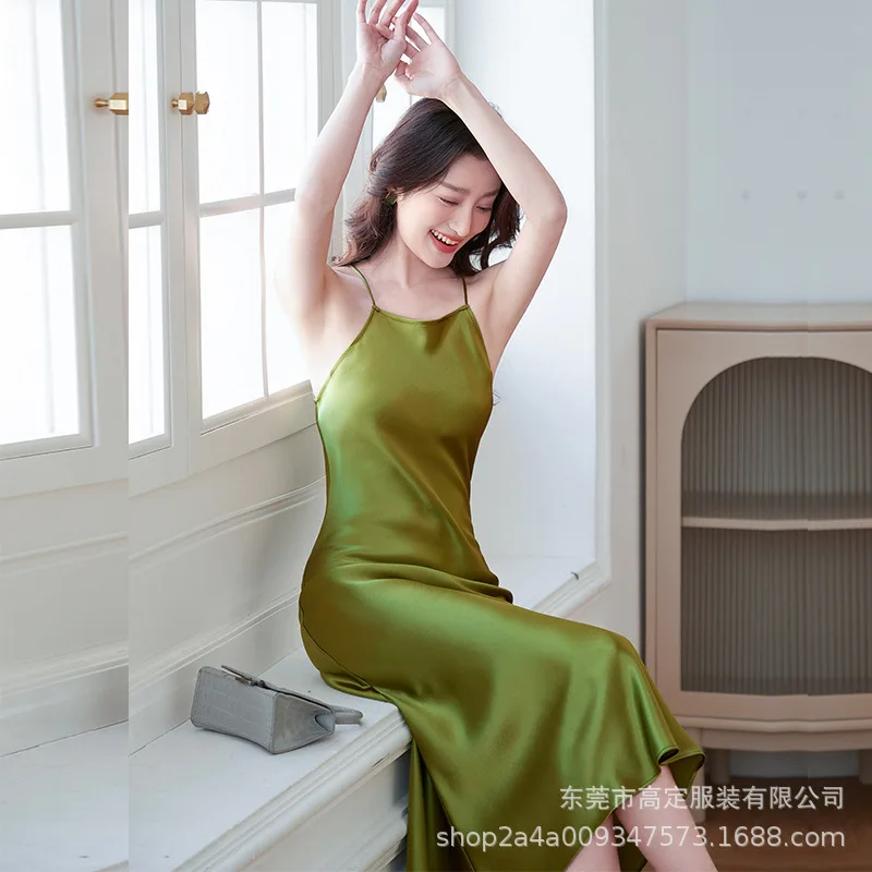 

VCCB 2022 SUMMER WOMENS GREEN COLOR LONG SILK DRESSES