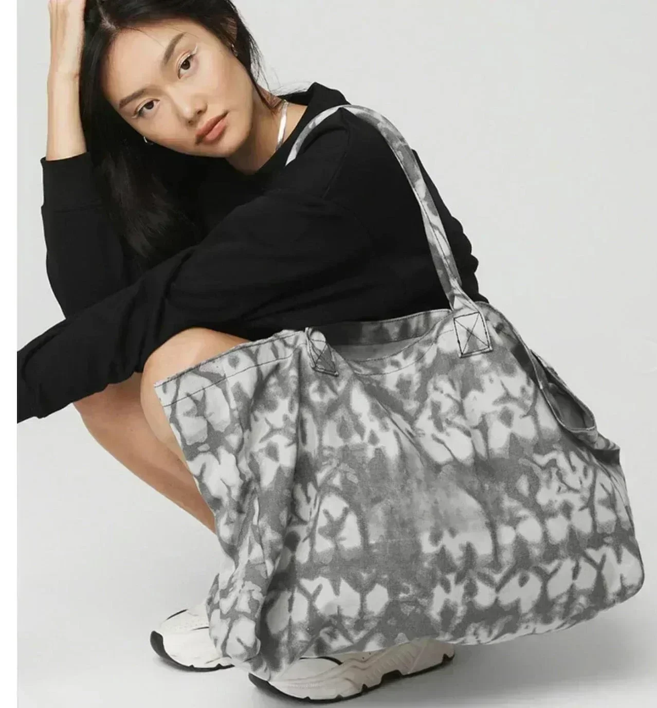 AL Fitness Yoga Handbag Minimalist Large Capacity Bag For Sports  Canvas Bag Unisex Shoulder Bag Reusable Shopping Bag 2