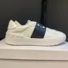 Spring and Autumn Style Thick Soled Casual Versatile Flat Lace Up Board Shoes for Couples, Low Cut Comfortable Sports Shoes 4