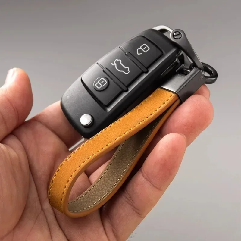 Car Key Chain Luxury Genuine Leather Keychain Pure Color Buckle Car Key Ring Accessories Gift