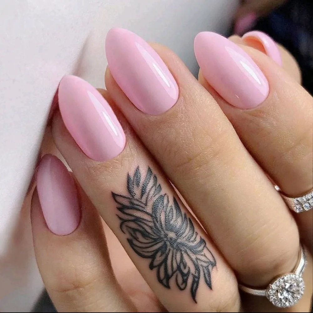 반짝 이는 와인 레드 거짓 손톱 가짜 손톱에 인공 프레스 짧은 스틸레토 DIY 레이디 손톱 아트 손가락 끝 매니큐어 도구 24Pcs