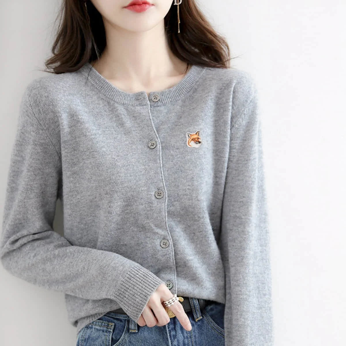 Tanie Swetry damskie haft z lisem Logo Appliqued wełniany sweter Lady Slim Fit