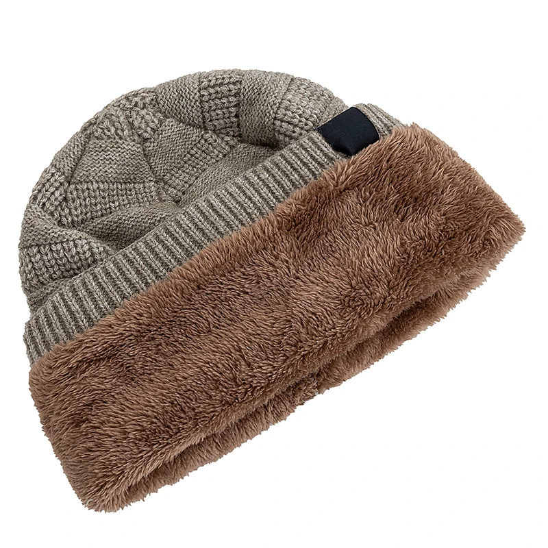New Style Unisex Letter Label Warm Hat Stylish Plush Fur Lined Soft Beanie Dandy Hat Thick Winter Hats For Women Men Knitted Hat
