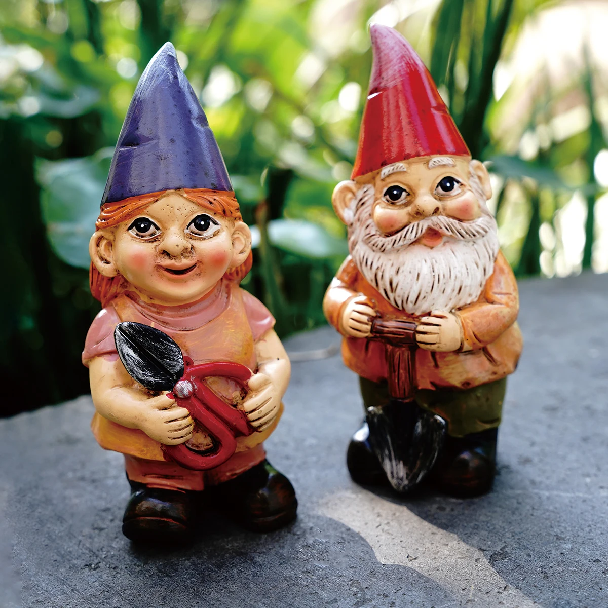 1PC, resin material gardener-shaped garden statue ornament, suitable for home, garden, courtyard and micro-landscape creation