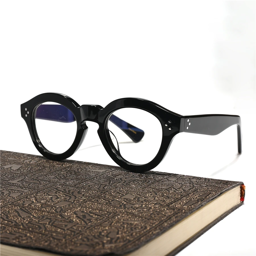 Reading Glasses Image