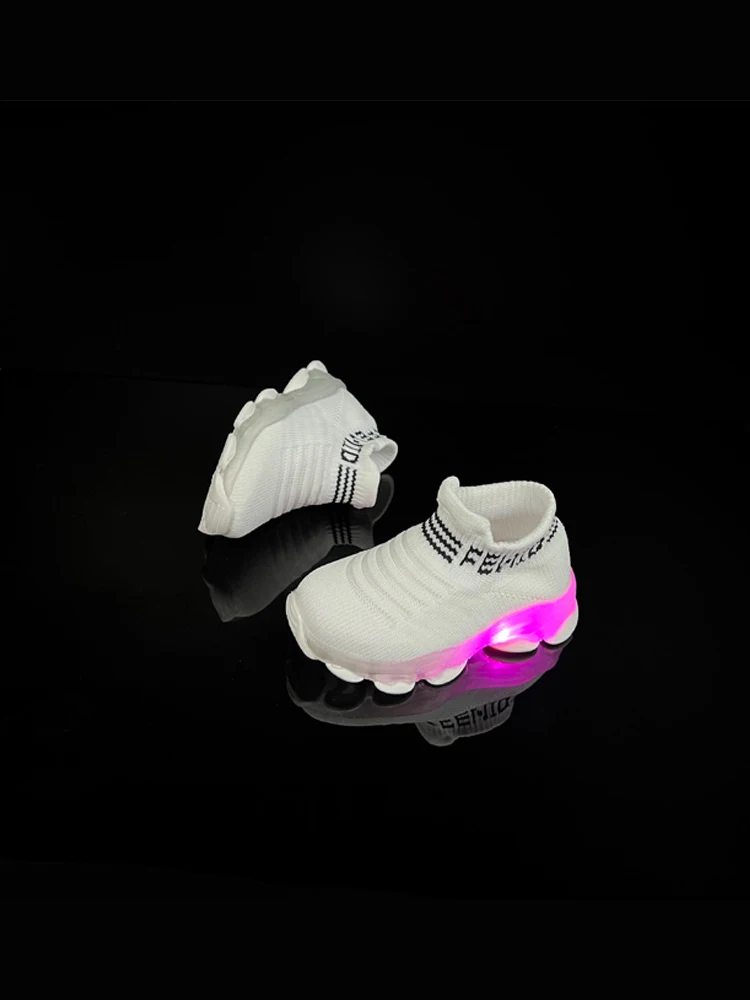 Boys and girls' flying woven sports socks and shoes with LED lights summer breathable elastic children's shoes kids sneakers sports shoes kids sports shoes kids shoes