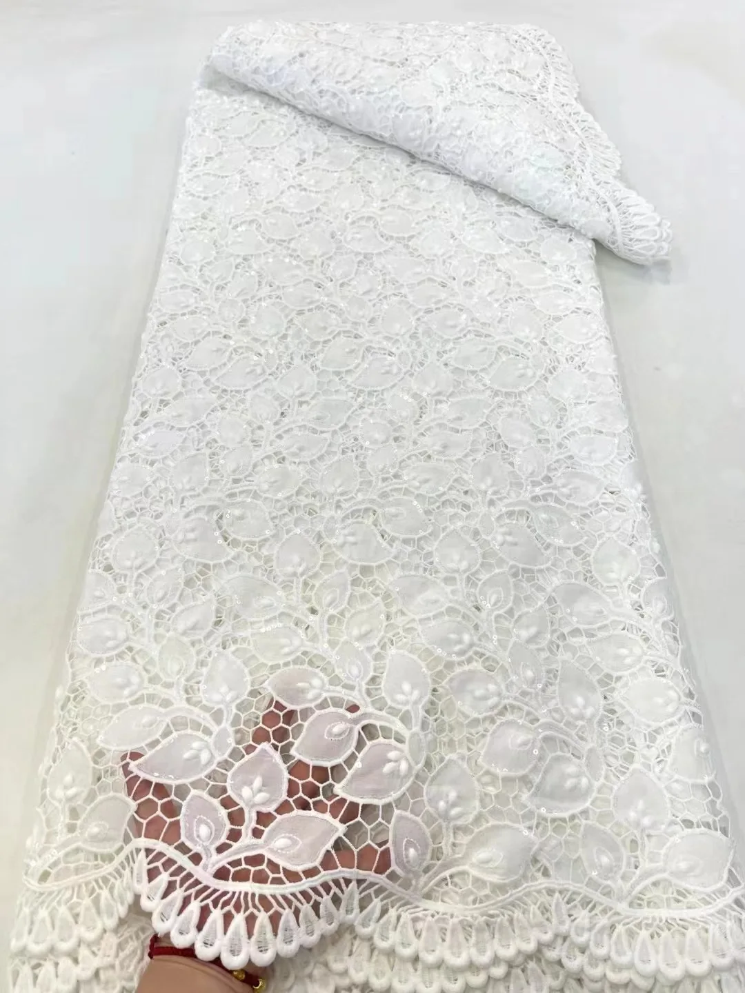 

Latest African Guipure Cord Lace Fabric 2024 Style Nigerian Water Soluble Lace Fabrics 5 Yards for Wedding Party White Sewing