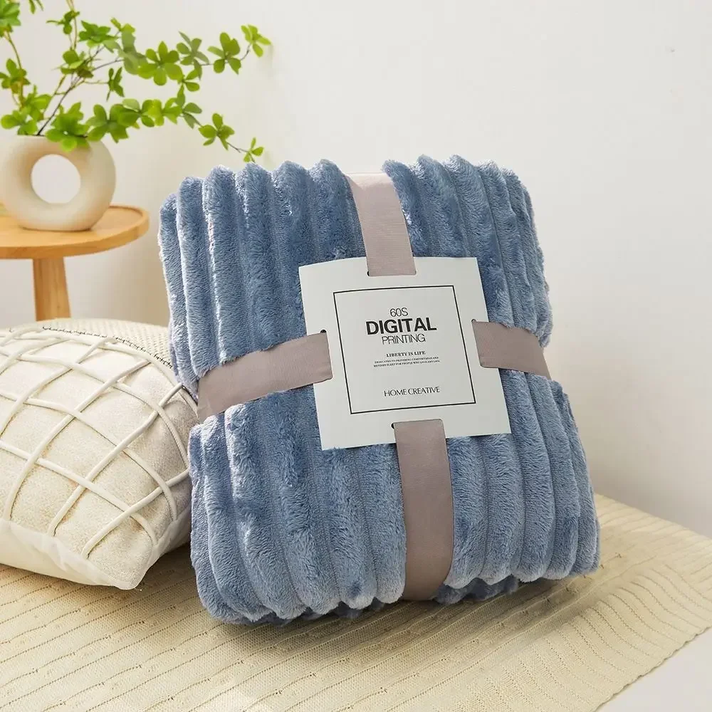 Double Sided Warm Blanket - packaging or texture